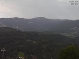 18 : 03