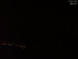 03 : 33