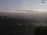 07 : 47