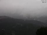 17 : 05