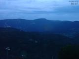 06 : 21