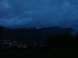 06 : 17