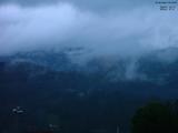 06 : 33