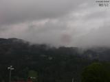 09 : 05