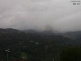 09 : 53