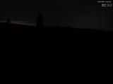 03 : 04