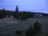 04 : 00