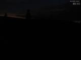 22 : 56