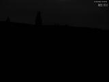23 : 00