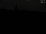 23 : 08