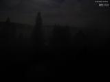23 : 00
