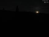 01 : 00