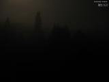 23 : 08