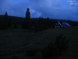 03 : 40