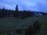 03 : 48