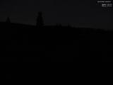 03 : 32