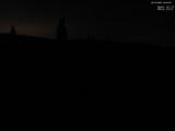 23 : 00