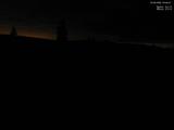 03 : 44