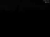 23 : 08