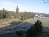 07 : 04