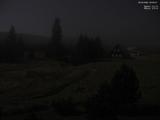 02 : 00