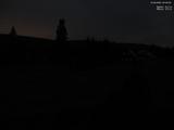 02 : 00