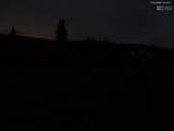 02 : 04