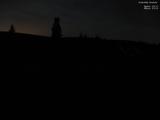 03 : 04