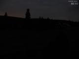 04 : 00