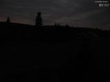 04 : 44