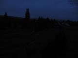 19 : 44