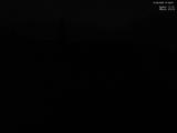 21 : 08