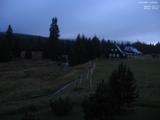 19 : 56