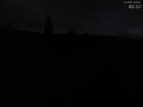 19 : 04