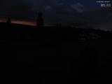 03 : 04