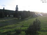 19 : 56
