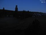 03 : 24