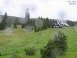 15 : 00