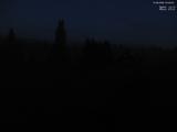 03 : 04