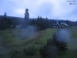 21 : 08