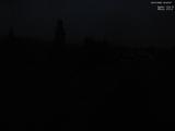 03 : 24