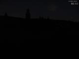 03 : 04