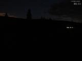 23 : 08