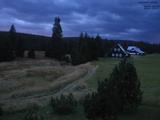 19 : 56