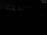 22 : 04