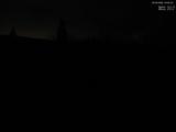 03 : 00