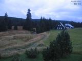 06 : 00
