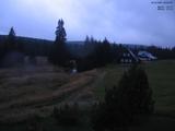 06 : 00