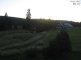 19 : 08