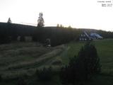 19 : 08